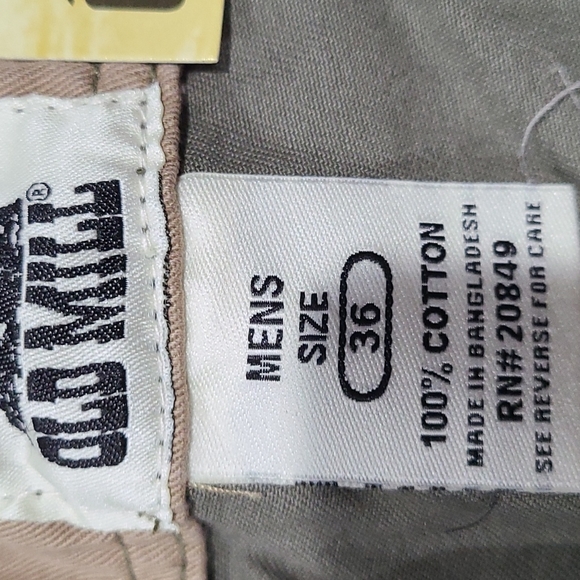 Relaxed Fit Cargo Shorts Size 36 - Olive - New - Picture 9 of 11